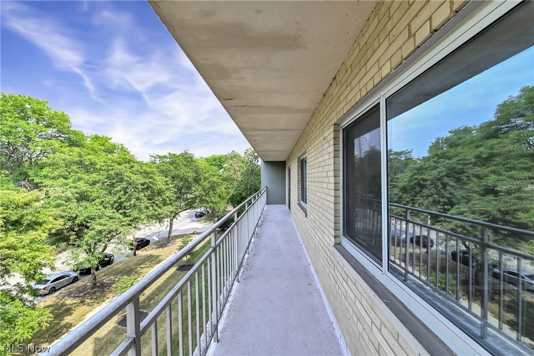 10301 Lake Avenue Cleveland OH 44102