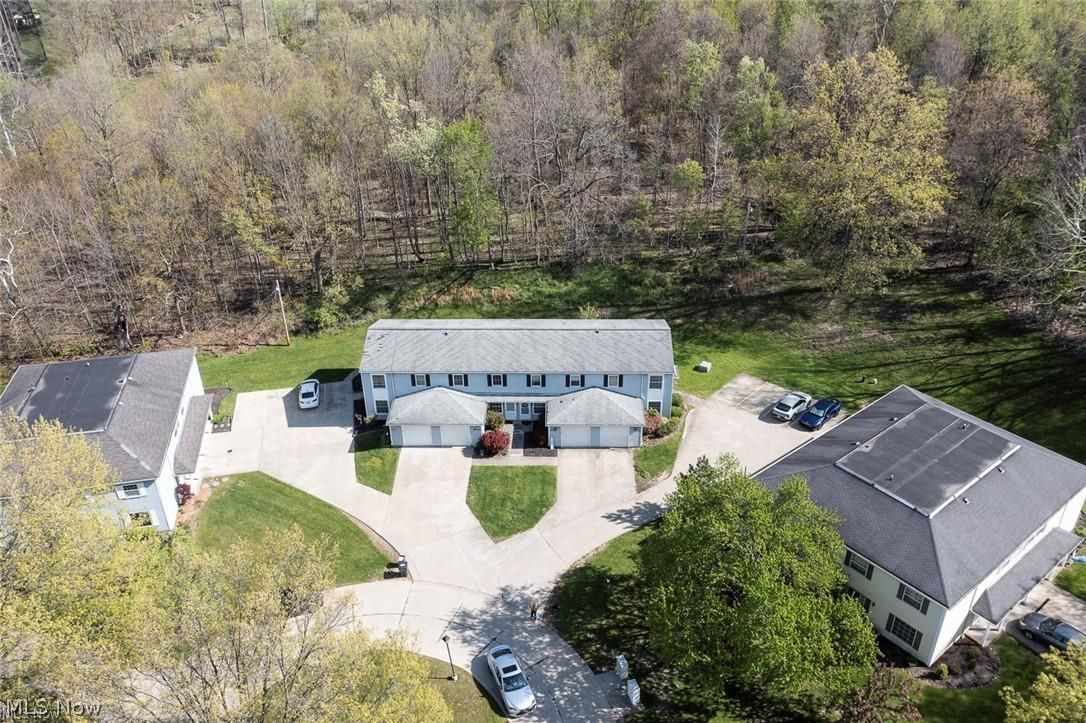 13662 Oakbrook Drive North Royalton OH 44133