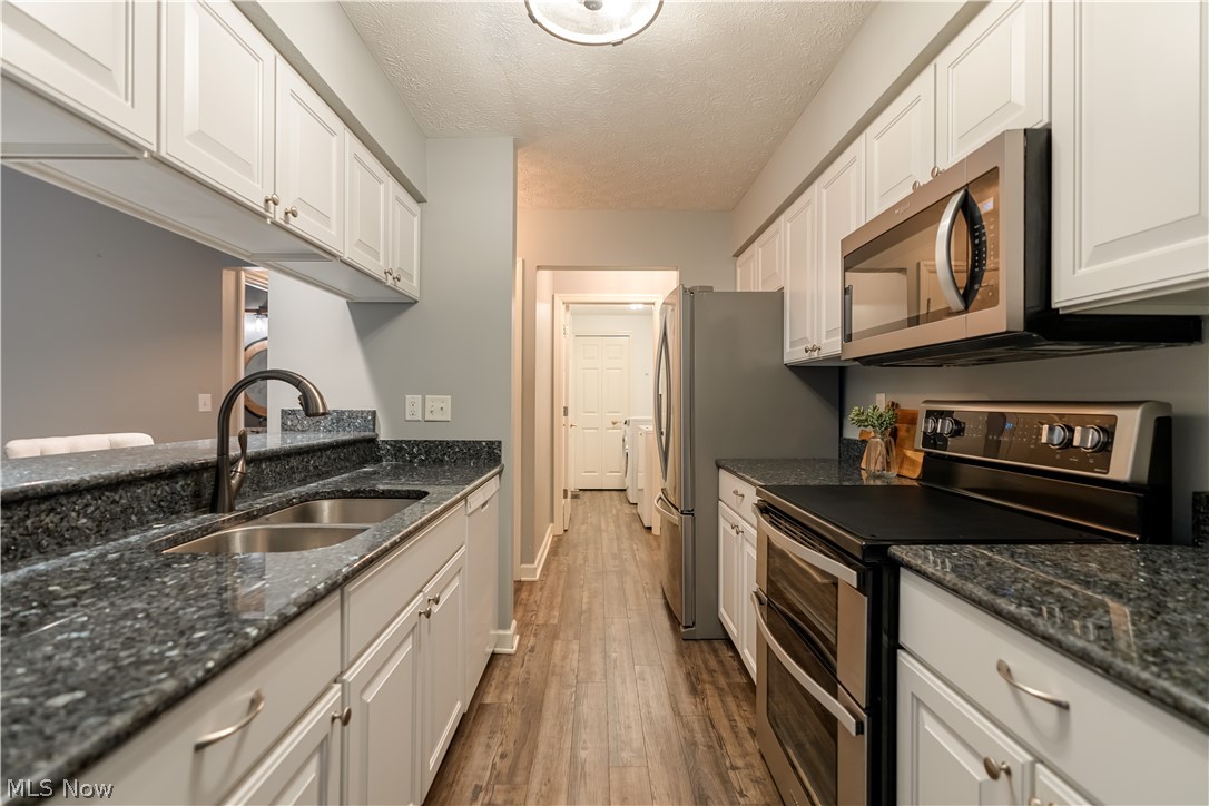 1855 Hamden Lane Stow OH 44224