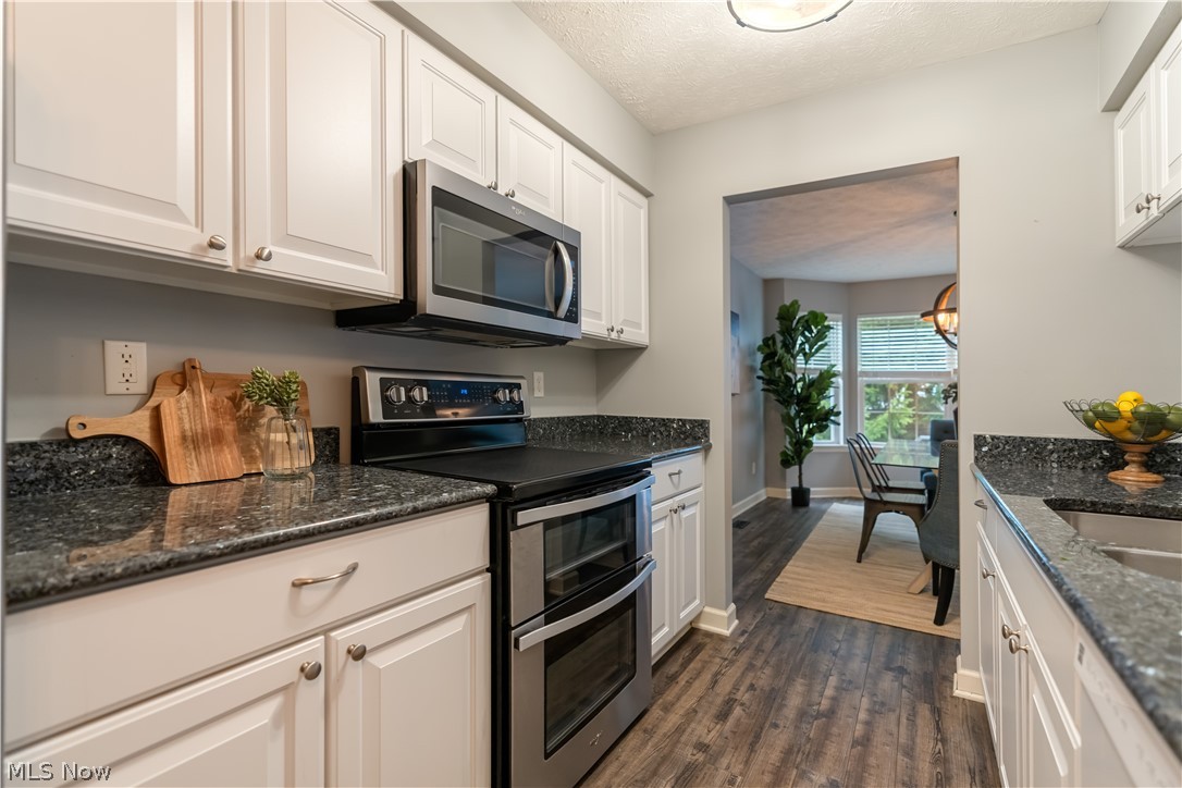 1855 Hamden Lane Stow OH 44224