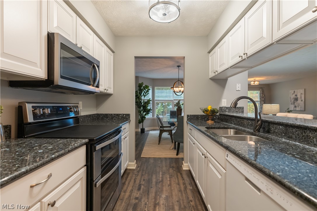 1855 Hamden Lane Stow OH 44224