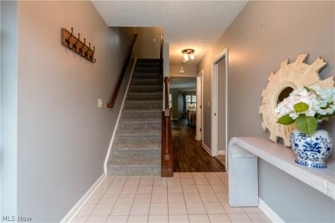 1855 Hamden Lane Stow OH 44224