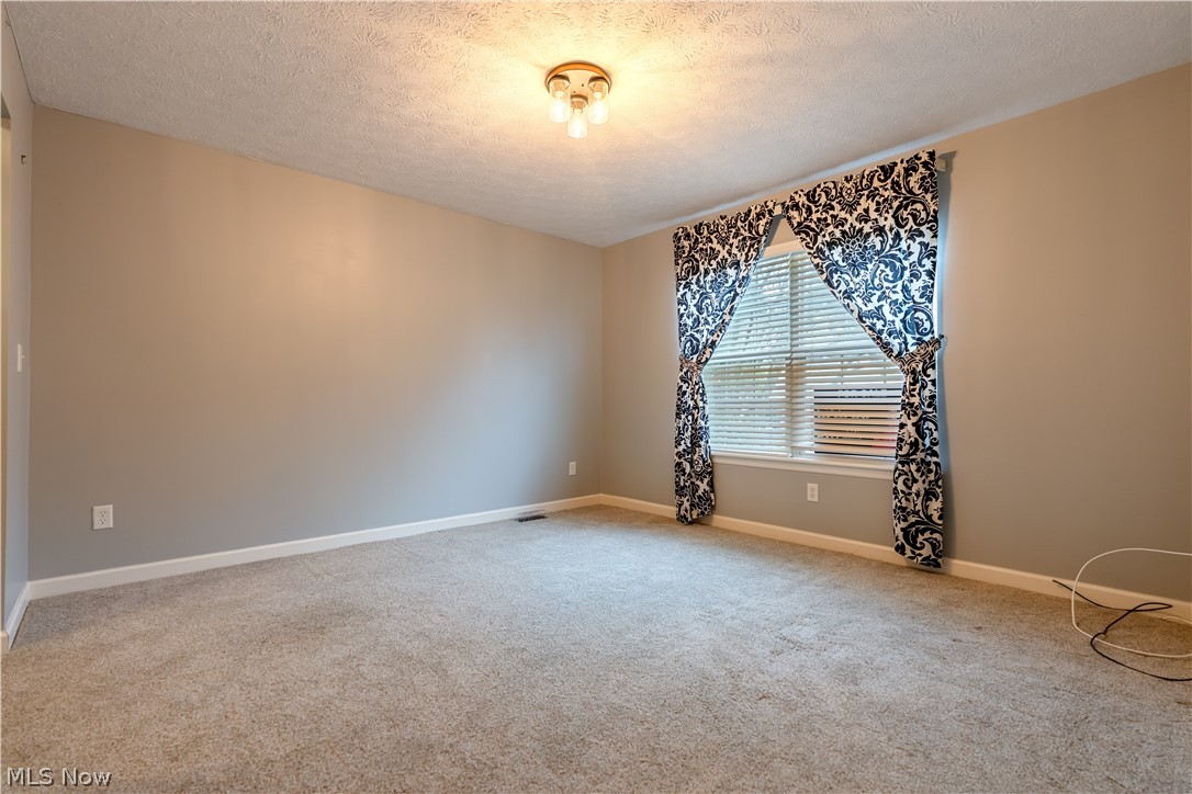 1855 Hamden Lane Stow OH 44224