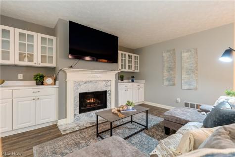 1855 Hamden Lane Stow OH 44224