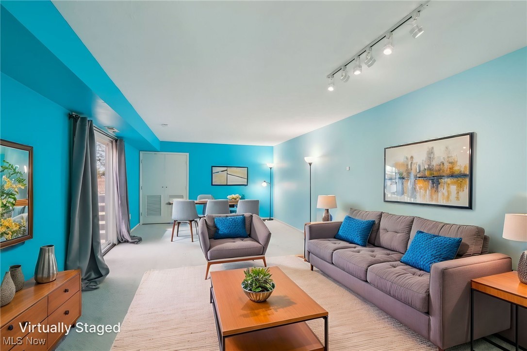 3484 Mayfield Road Cleveland Heights OH 44118