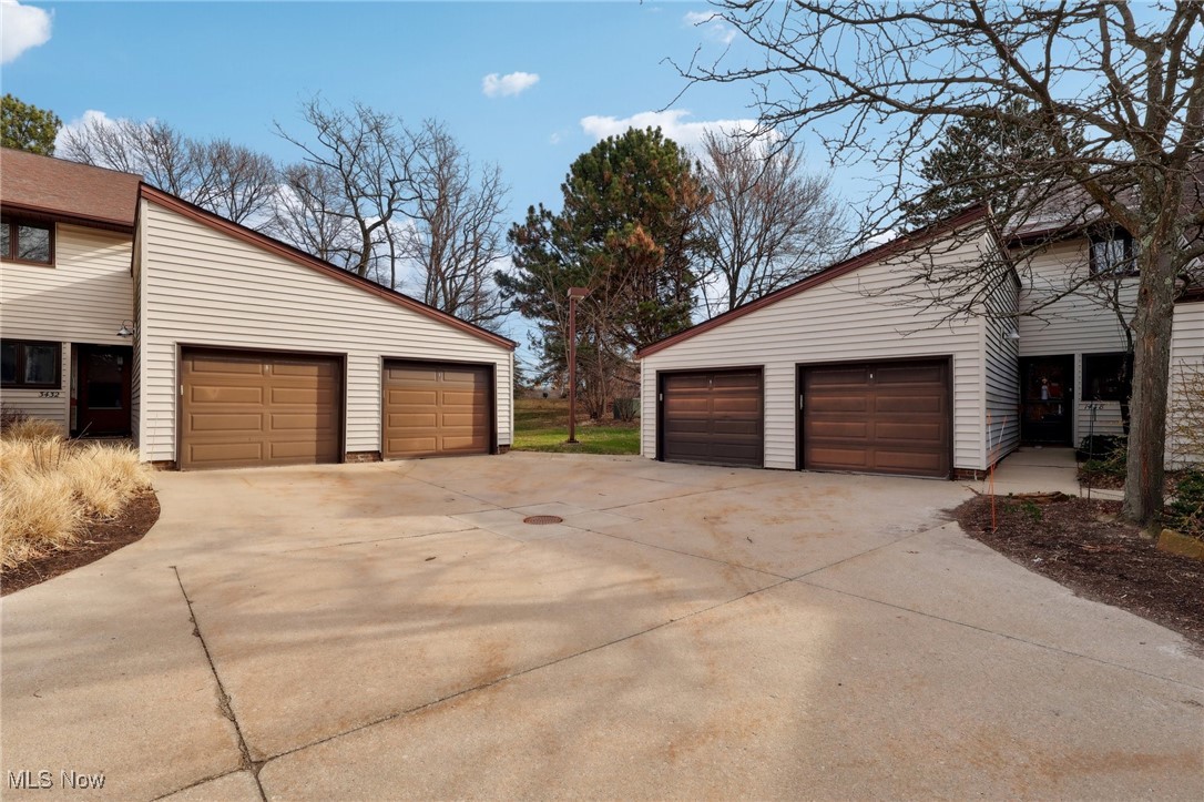 3484 Mayfield Road Cleveland Heights OH 44118