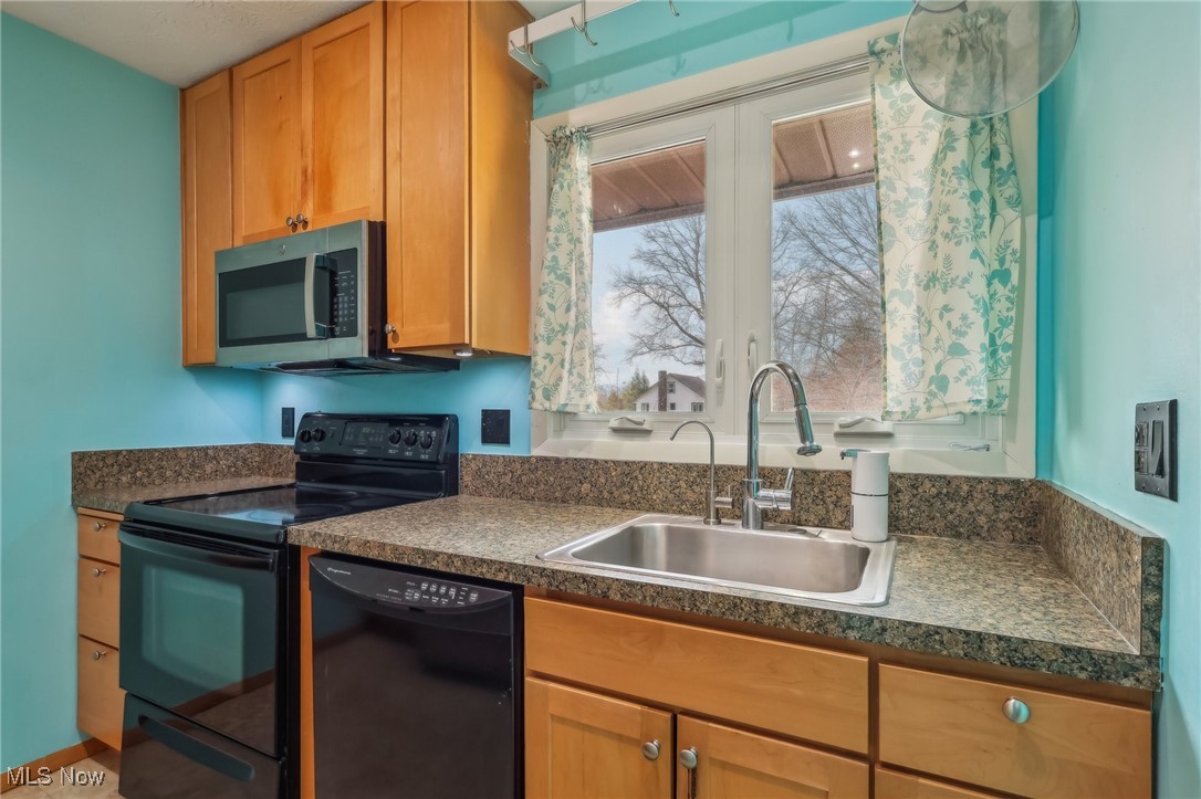 3484 Mayfield Road Cleveland Heights OH 44118