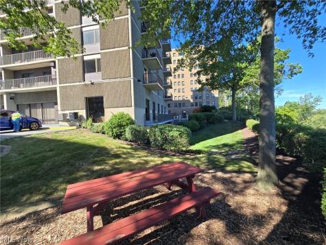 12500 Edgewater Drive Lakewood OH 44107