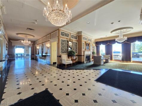 12500 Edgewater Drive Lakewood OH 44107