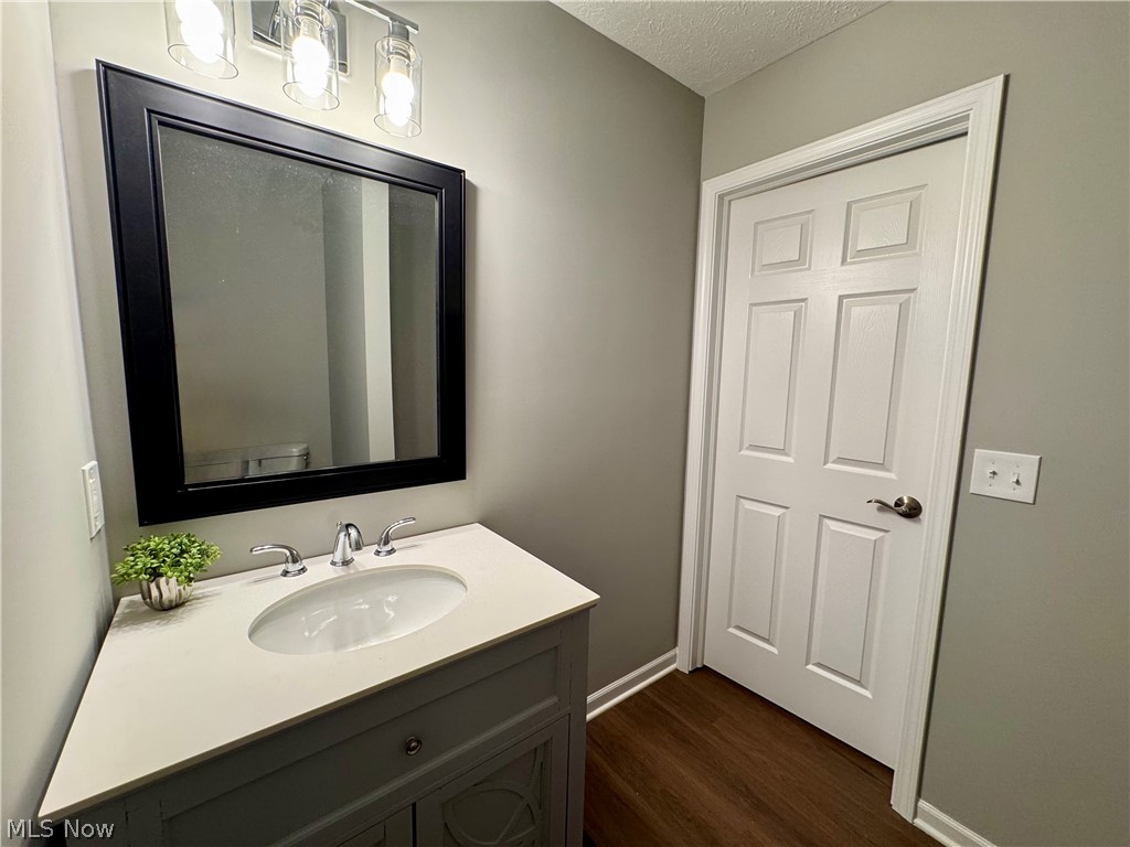 502 Dogwood Lane Auburn OH 44023