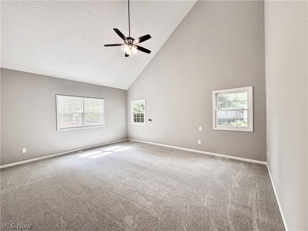 502 Dogwood Lane Auburn OH 44023