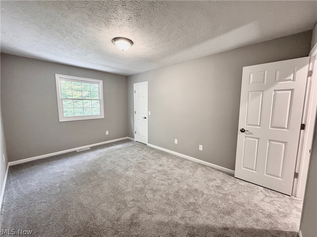 502 Dogwood Lane Auburn OH 44023