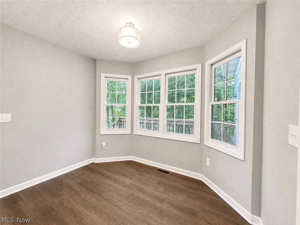 502 Dogwood Lane Auburn OH 44023