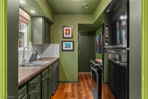 91 Yardley Lane Akron OH 44313