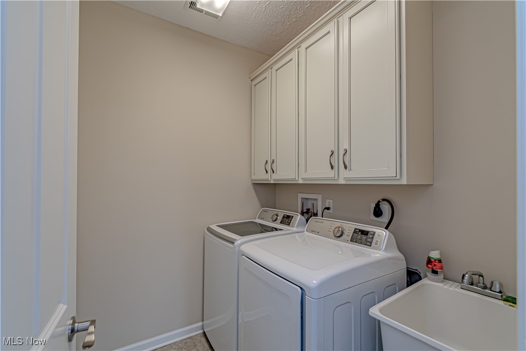 1493 Newman Drive Brunswick Hills OH 44212