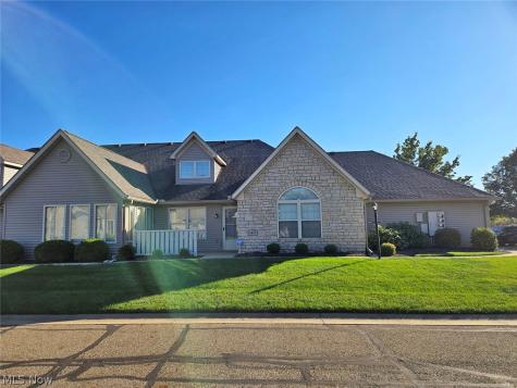 1425 Laurenbrook Lane NE Massillon OH 44646