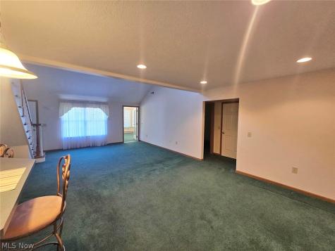 1425 Laurenbrook Lane NE Massillon OH 44646