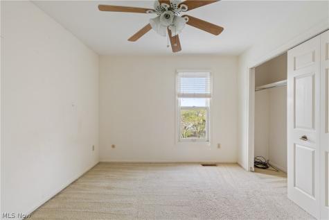 41 Hudson Common Drive Hudson OH 44236