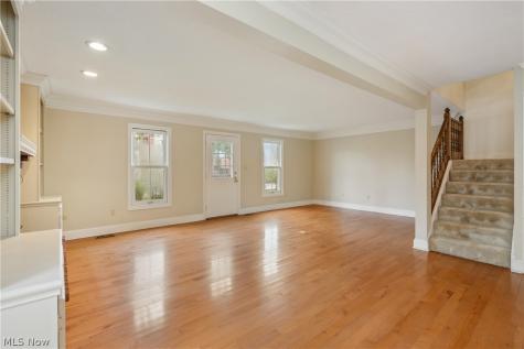 41 Hudson Common Drive Hudson OH 44236