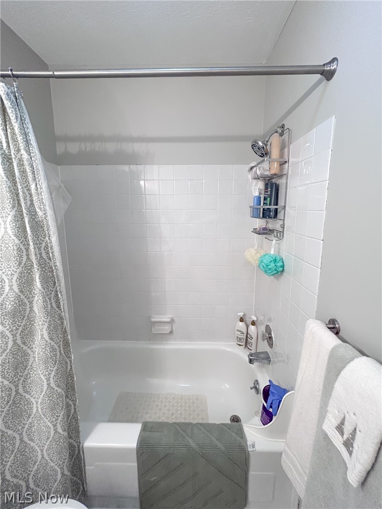 6310 Greenwood Northfield OH 44067