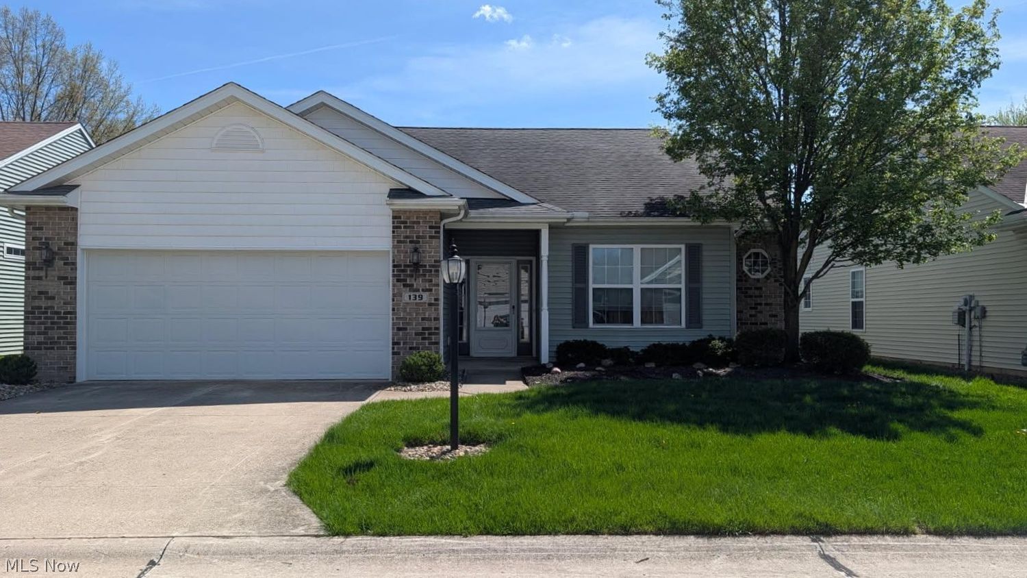 139 Richmond Court Elyria OH 44035