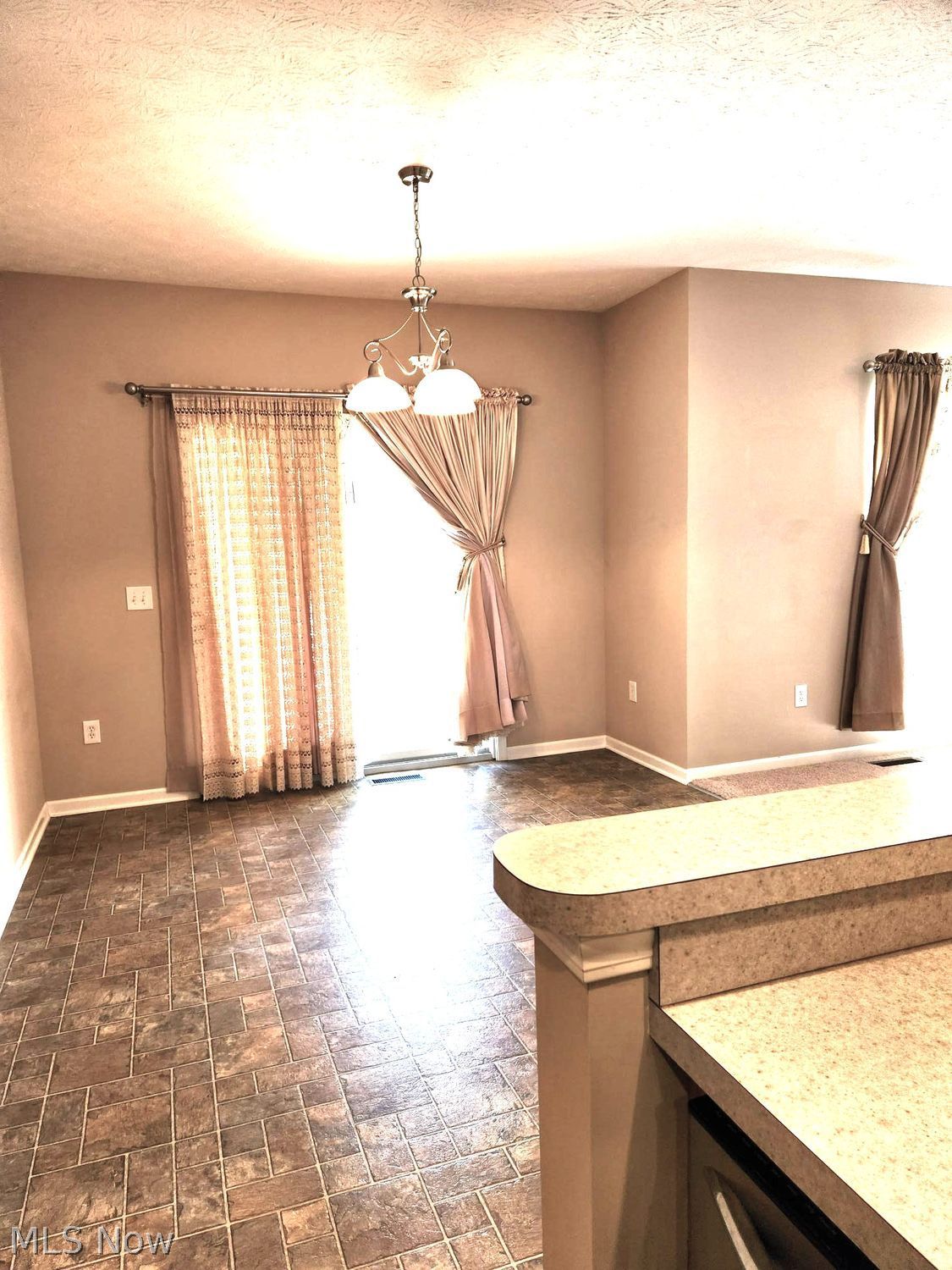 139 Richmond Court Elyria OH 44035