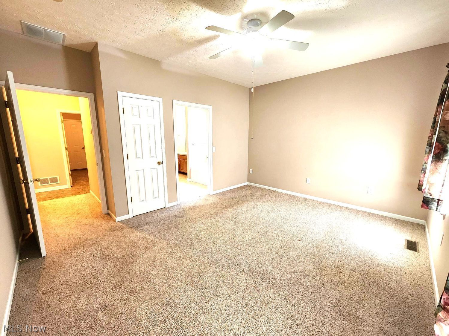 139 Richmond Court Elyria OH 44035