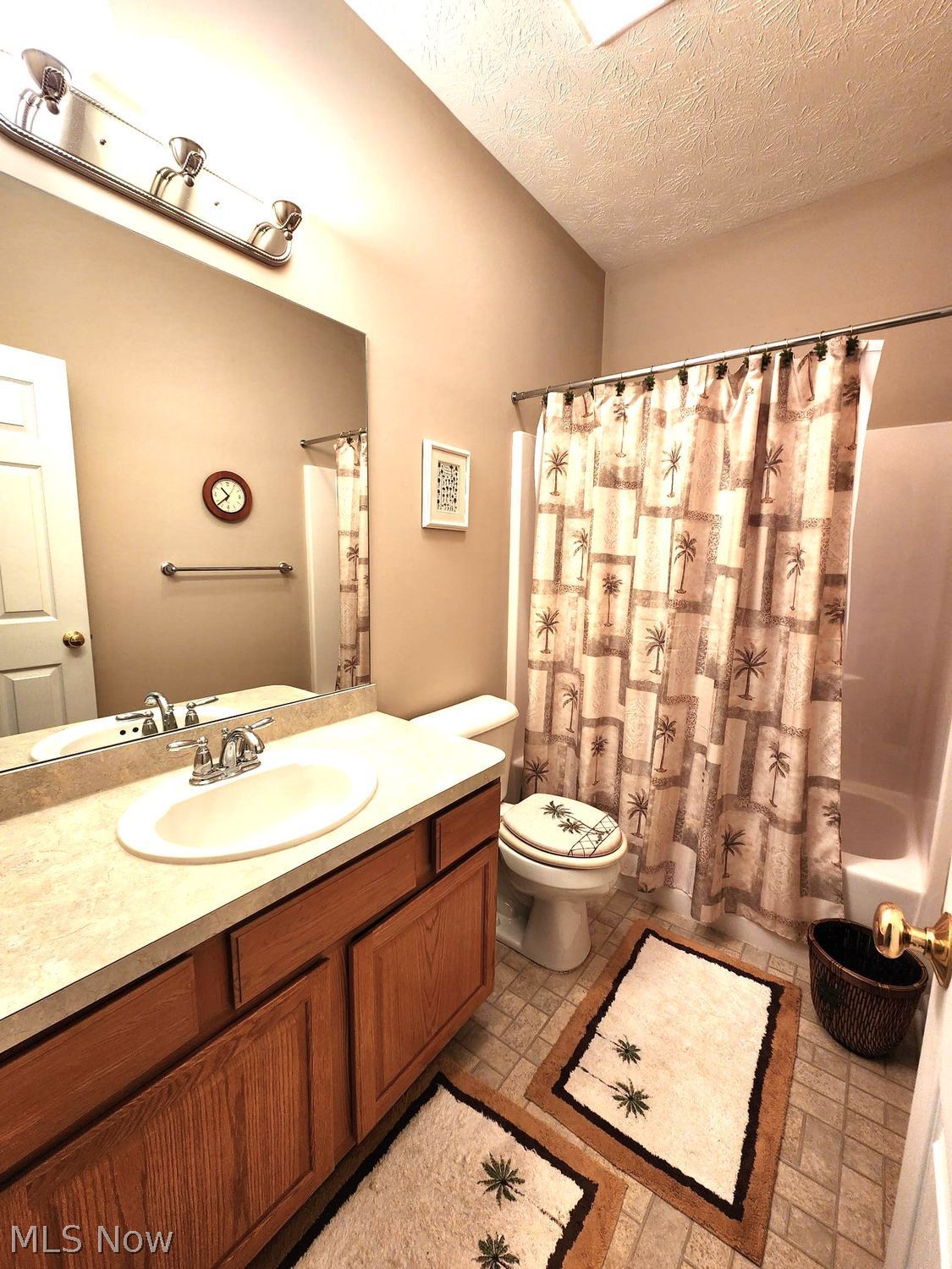 139 Richmond Court Elyria OH 44035