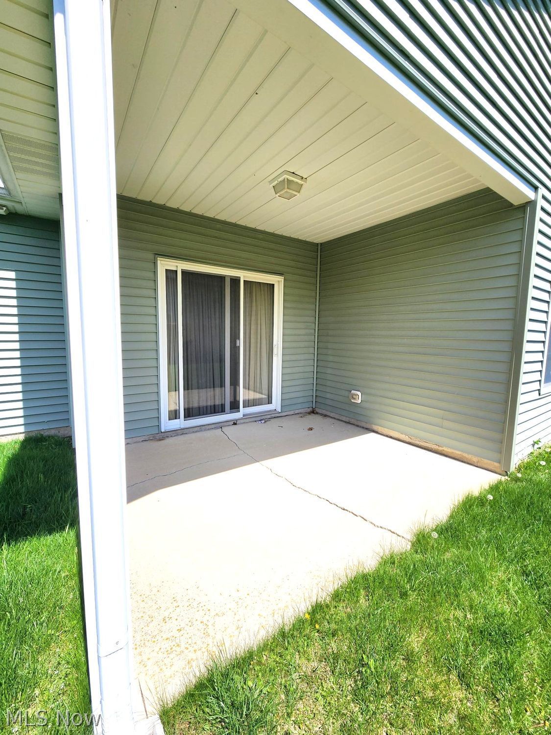 139 Richmond Court Elyria OH 44035