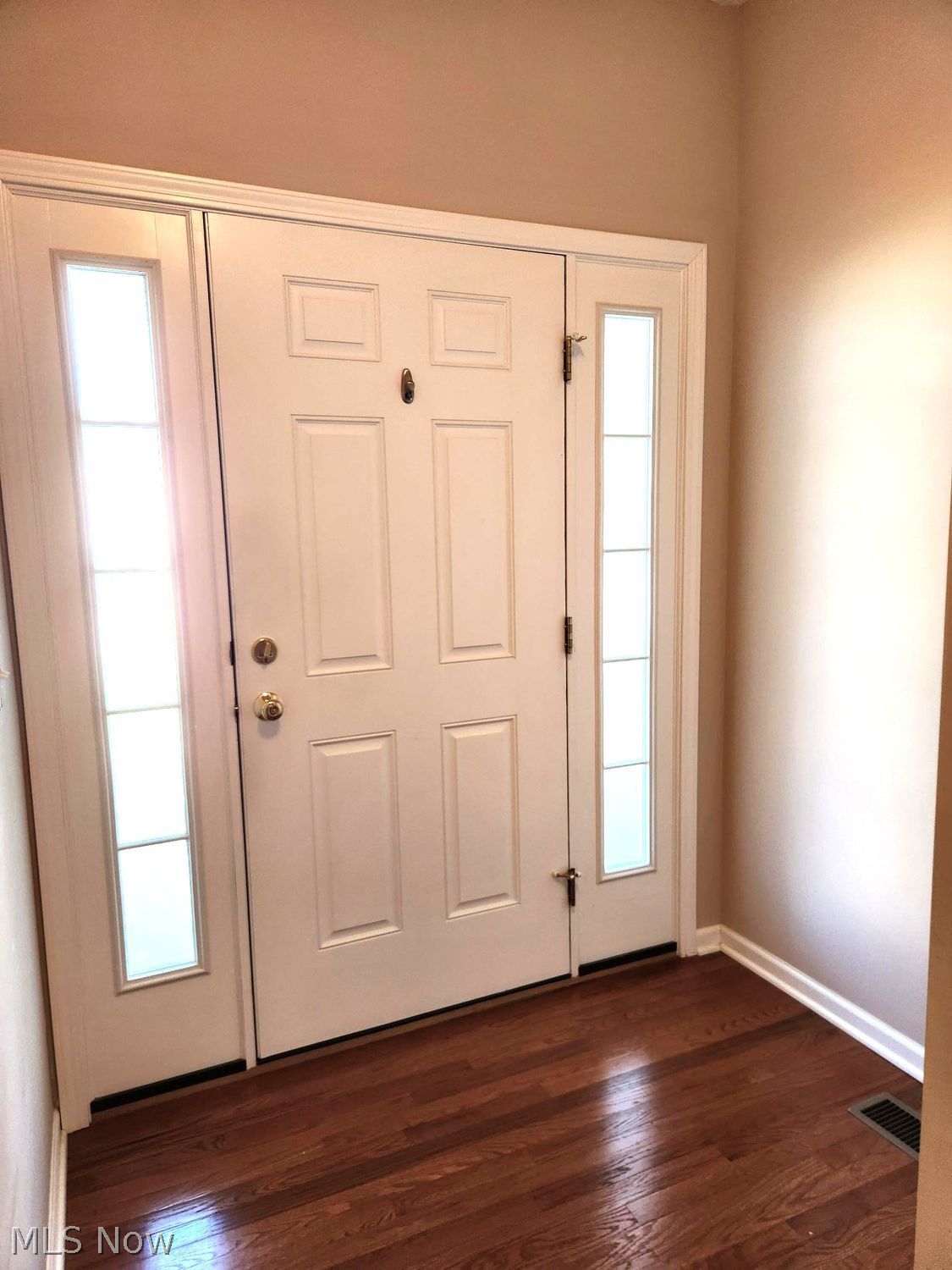 139 Richmond Court Elyria OH 44035