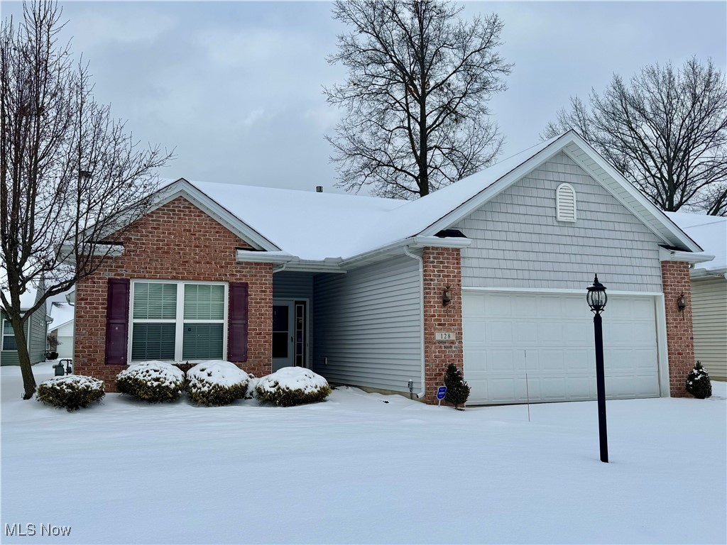 128 Richmond Court Elyria OH 44035