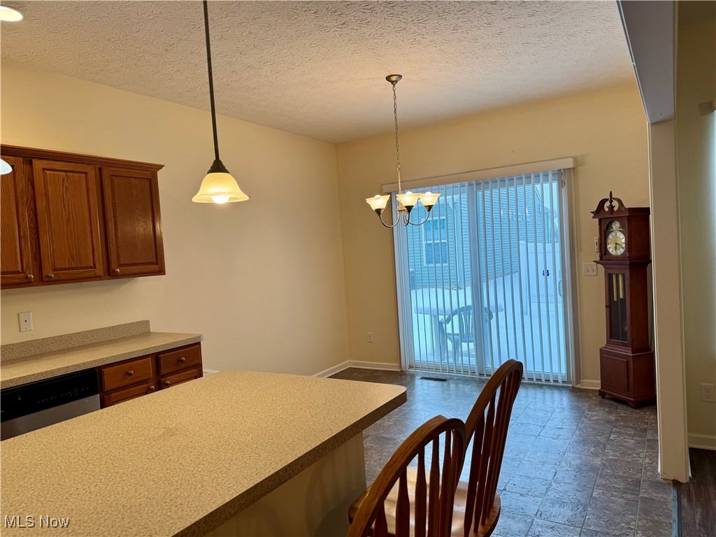 128 Richmond Court Elyria OH 44035