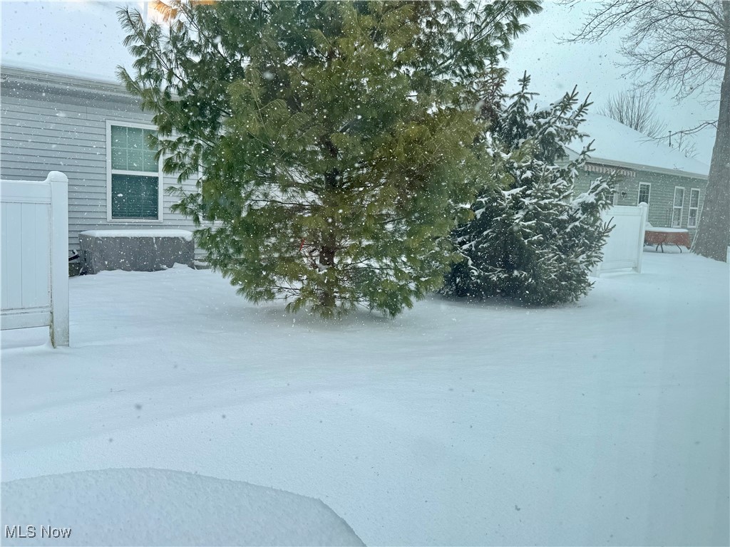 128 Richmond Court Elyria OH 44035