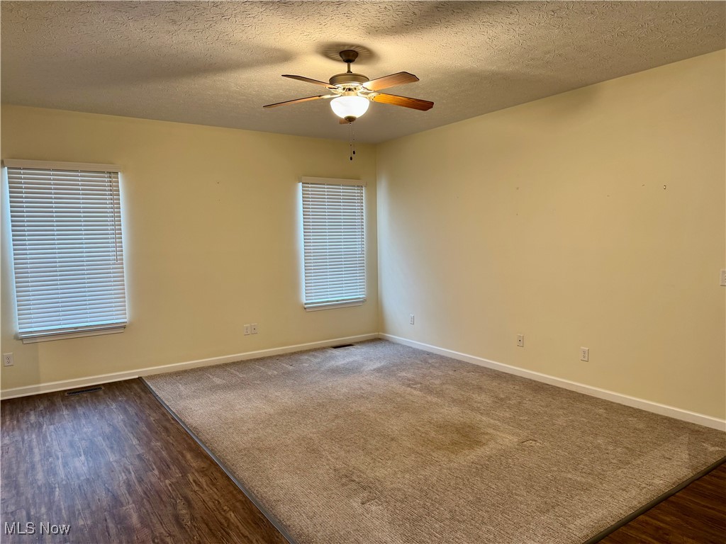 128 Richmond Court Elyria OH 44035