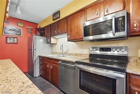 201-H Ohio Street Marietta OH 45750