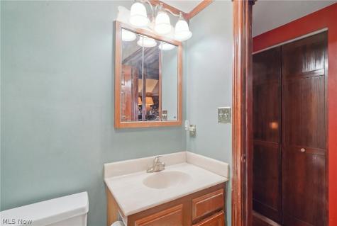 201-H Ohio Street Marietta OH 45750