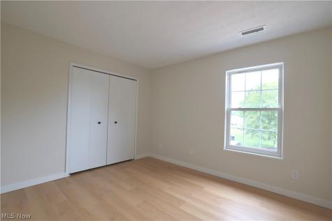 9995 Independence Drive North Royalton OH 44133