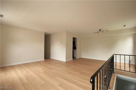 9995 Independence Drive North Royalton OH 44133