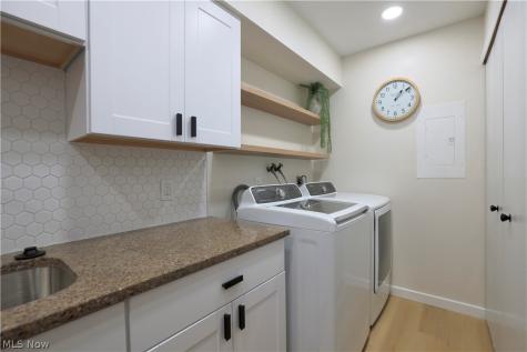 9995 Independence Drive North Royalton OH 44133