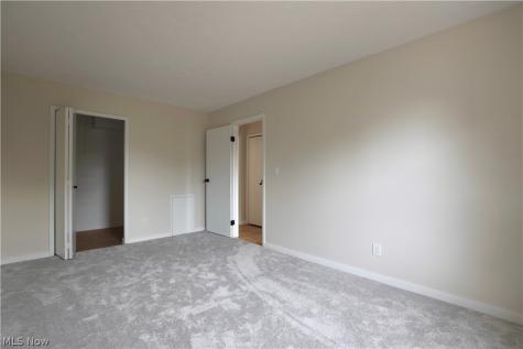 9995 Independence Drive North Royalton OH 44133