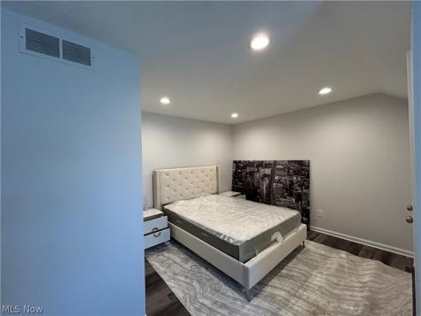 1835 Hickory Lane Broadview Heights OH 44147