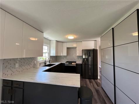 1835 Hickory Lane Broadview Heights OH 44147