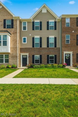 1666 N Eckert Lane Akron OH 44313