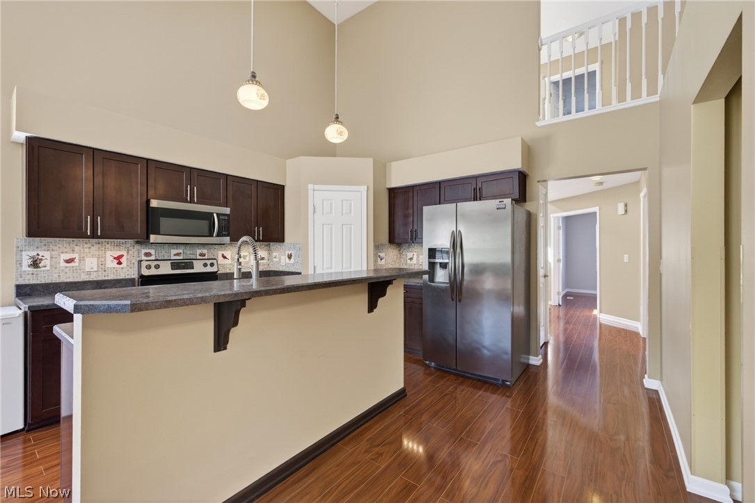 312 Lake Breeze Cove Eastlake OH 44095