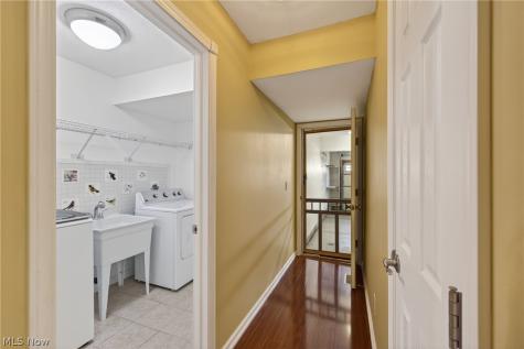 312 Lake Breeze Cove Eastlake OH 44095