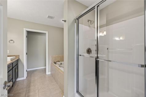 312 Lake Breeze Cove Eastlake OH 44095
