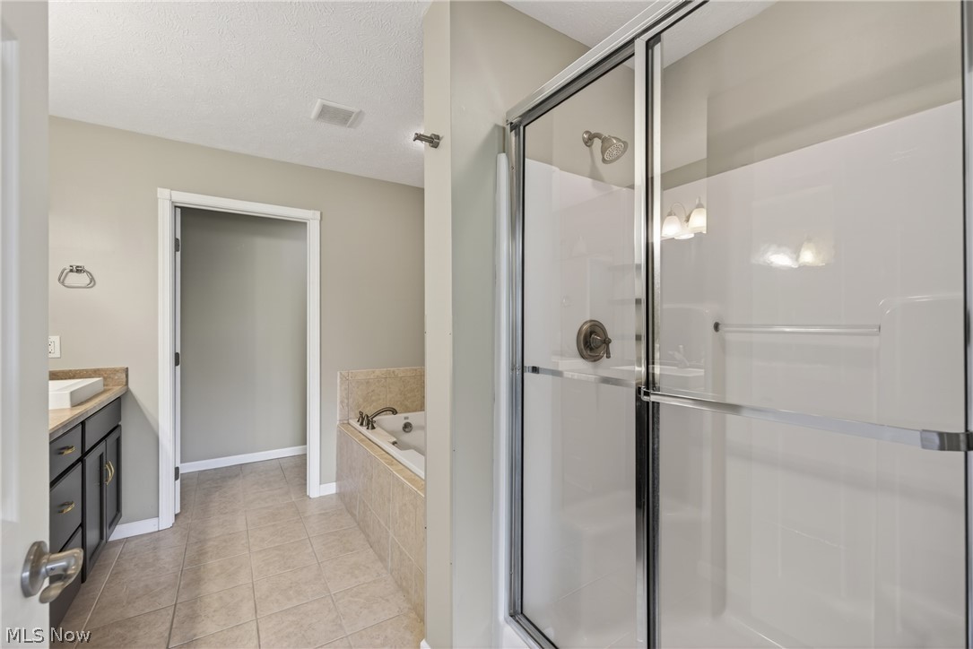 312 Lake Breeze Cove Eastlake OH 44095
