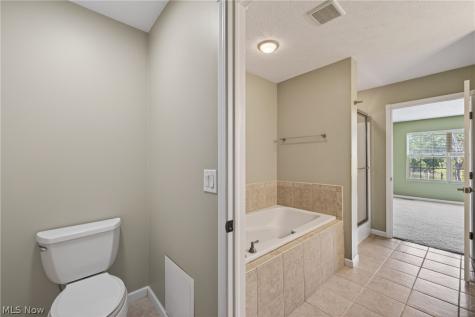 312 Lake Breeze Cove Eastlake OH 44095
