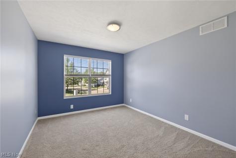 312 Lake Breeze Cove Eastlake OH 44095