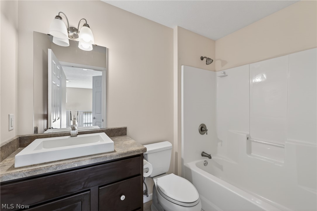 312 Lake Breeze Cove Eastlake OH 44095